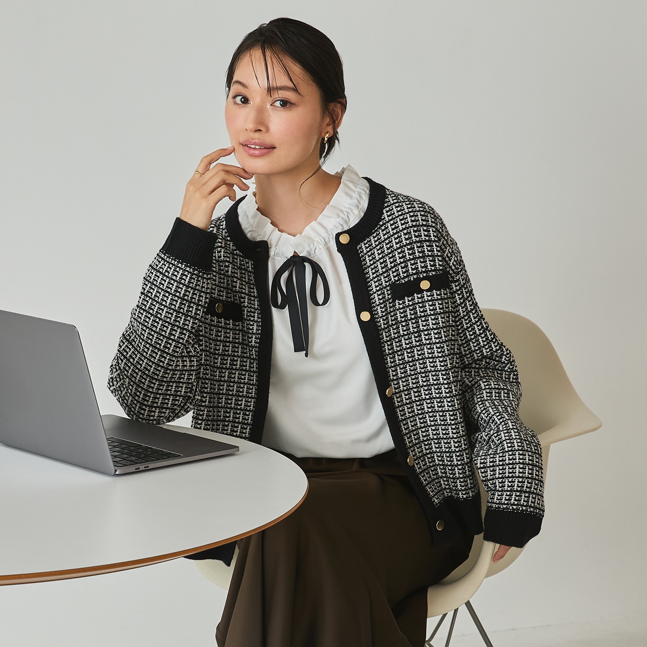 高級　百貨店　SIMPLICITE クリーニング済み　ツイード　フォーマル　美品 セール】 GIOLICA カラーミックスツイード ジャケット （ノーカラー