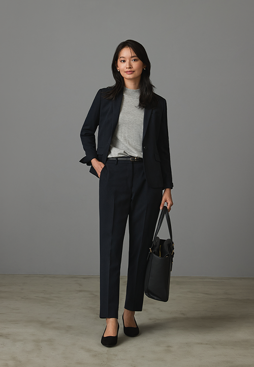 紺のピン柄洗えるセットアップスーツ