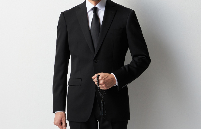 お葬式で着用する喪服の選び方とマナー　～男性編～