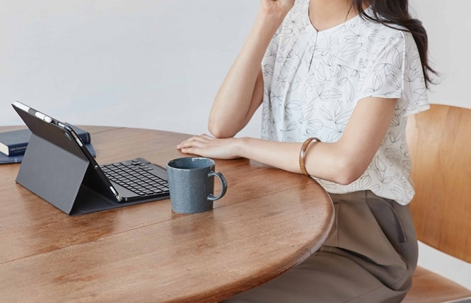 何を着れば良い？ 20代女性におすすめのオフィスカジュアルコーデ