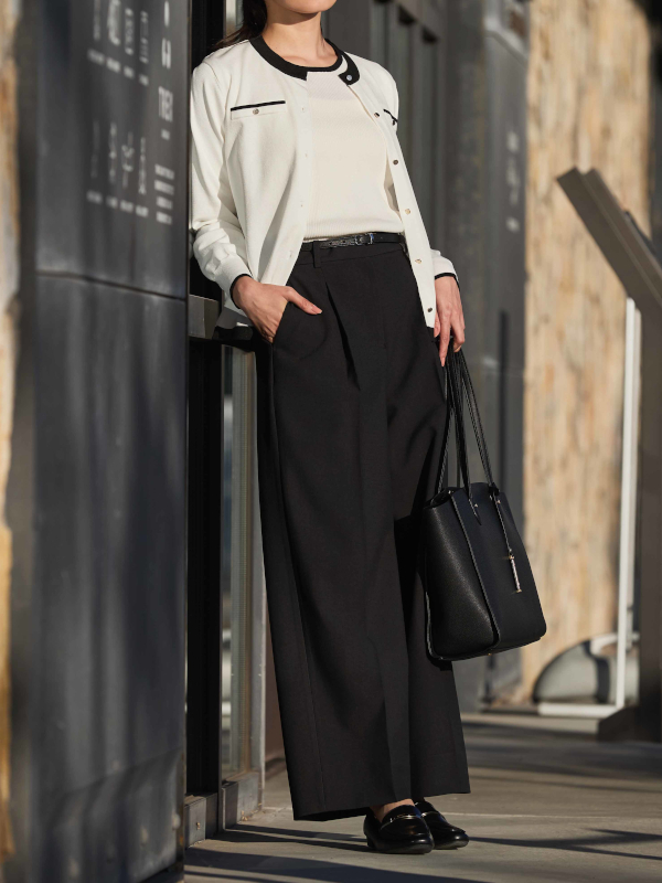 orihicaのコンパクトなトップスを使ったスタイル