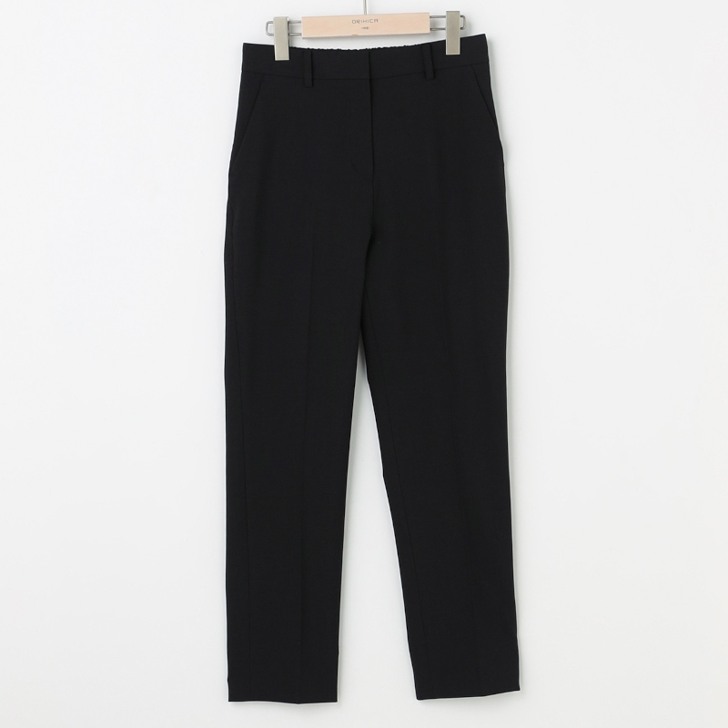 orihicaのテーパードパンツ