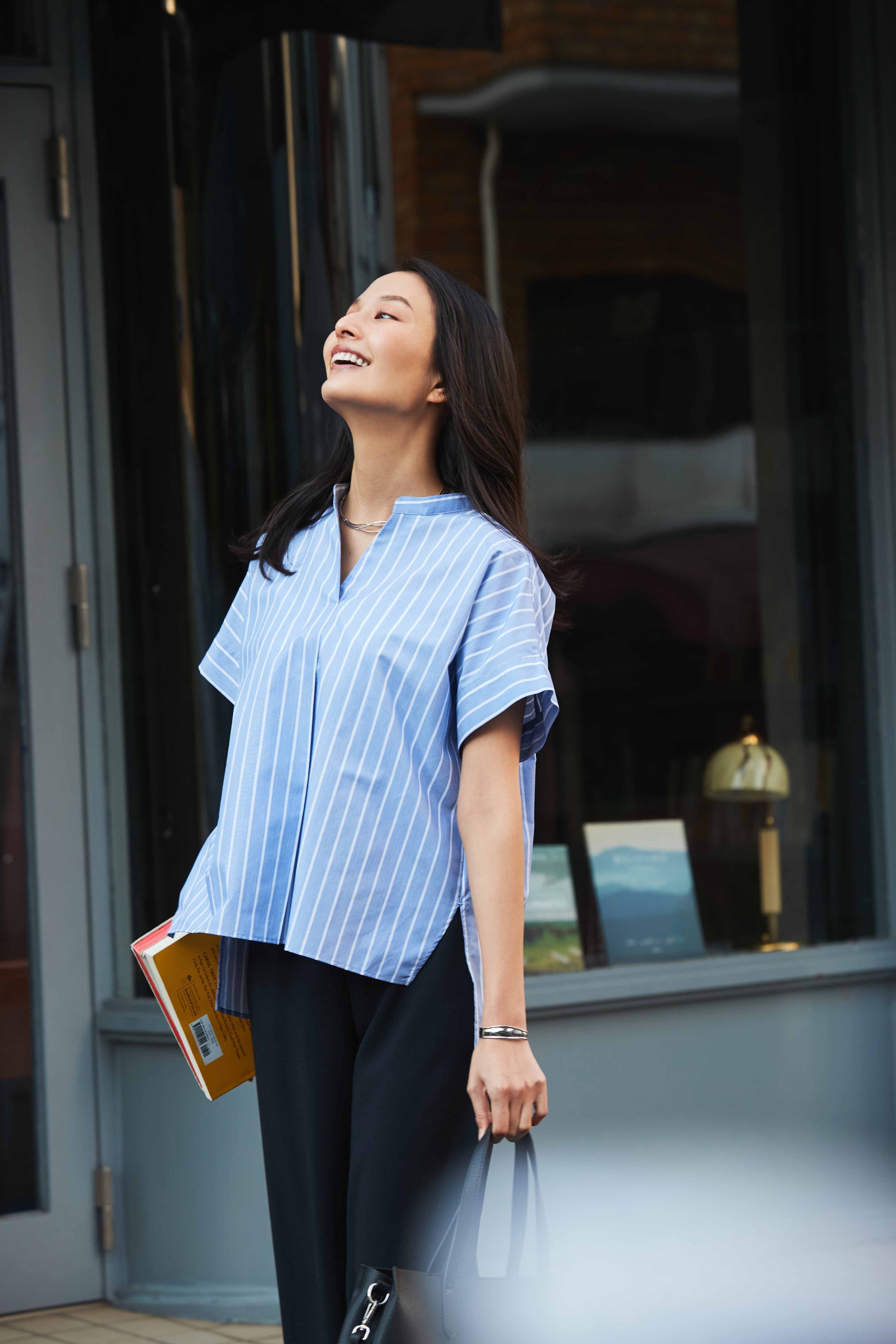 Stripe Mandarin Collar V-Neck Blouse