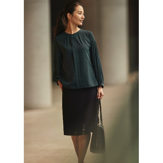 ORIHICAの次世代スーツ「THE THIRD SUITS®︎」レディースに