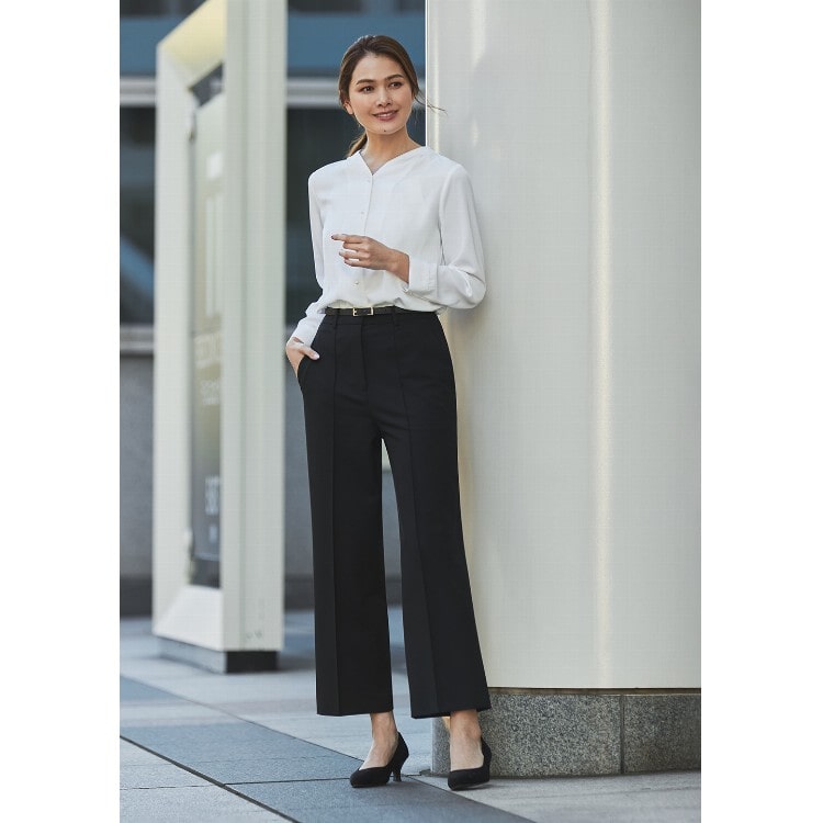 新品✨️オリヒカ フラミンゴパンツ 美脚パンツ 洗える M