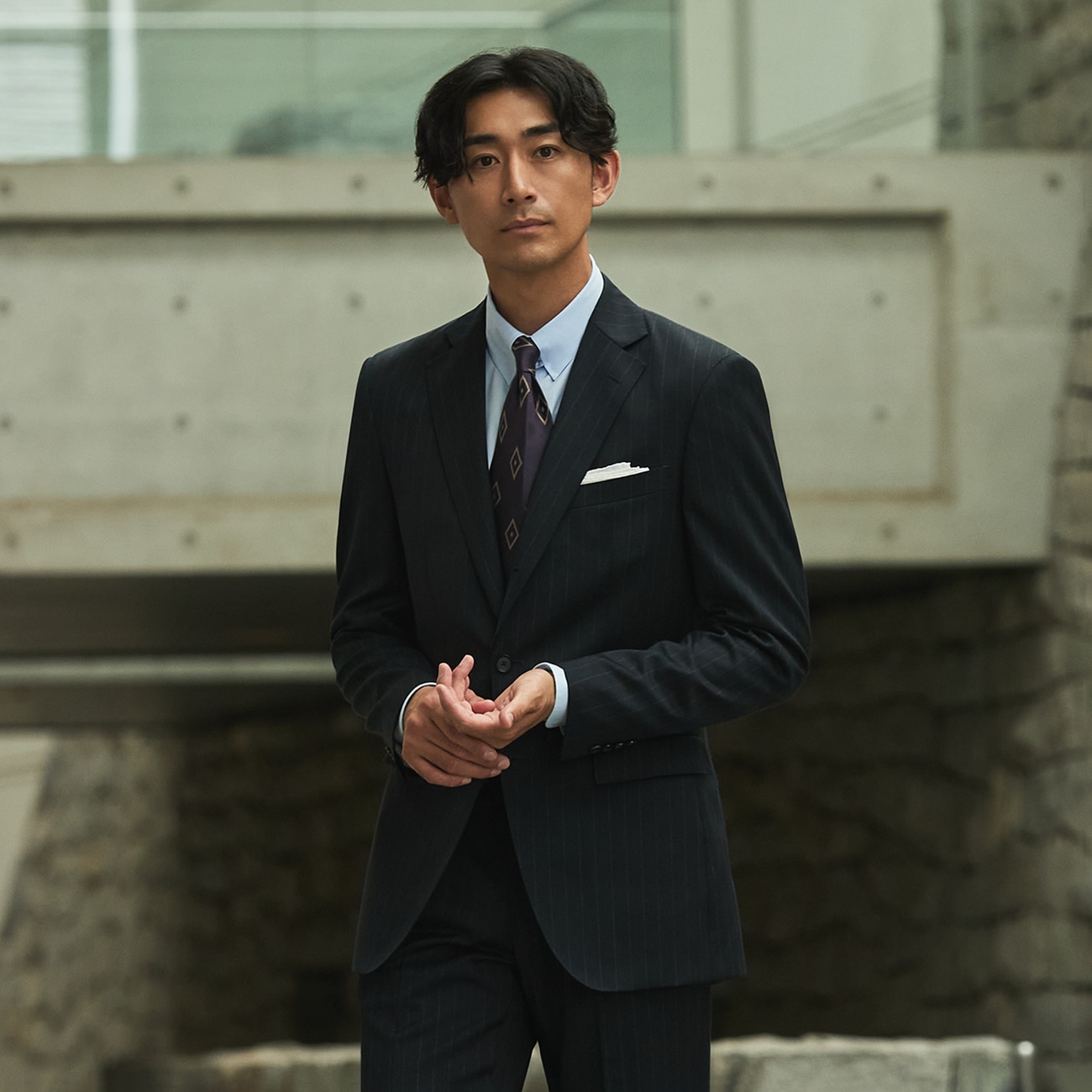 インポートファブリックスーツ（ORIHICA LUXE） REDA ストライプ 3つ