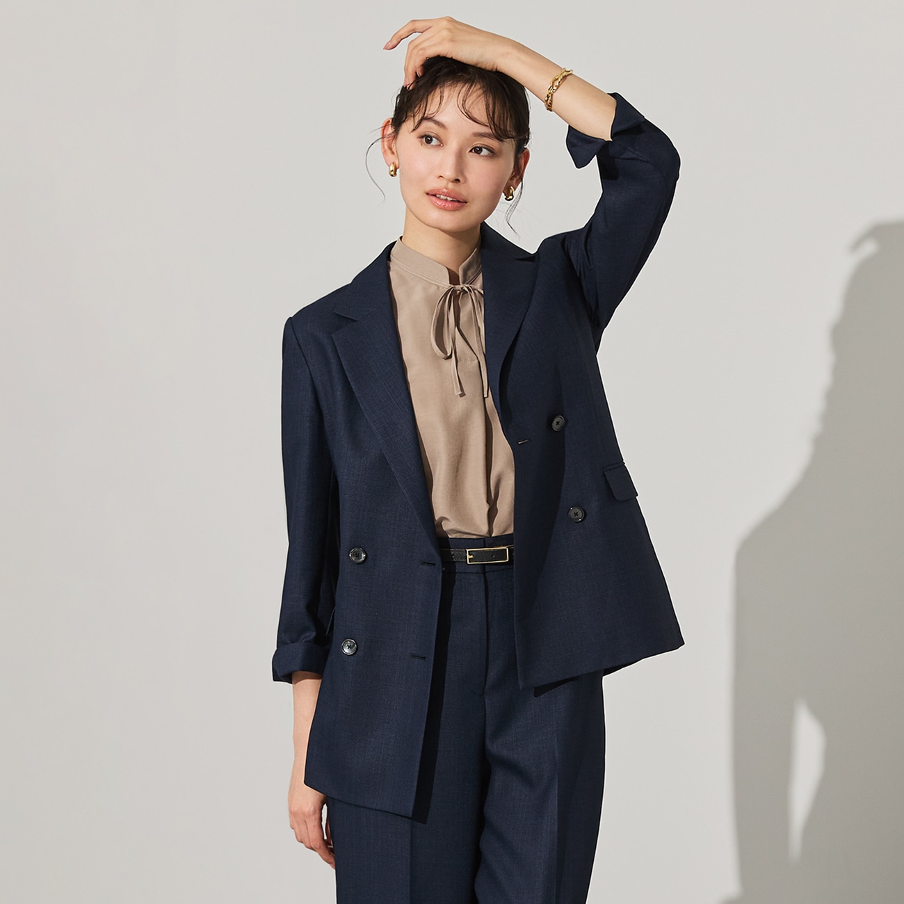 ＜CLASSY.ONLINE4月掲載アイテム＞THE THIRD SUITS ダブルジャケット 9分袖 麻調