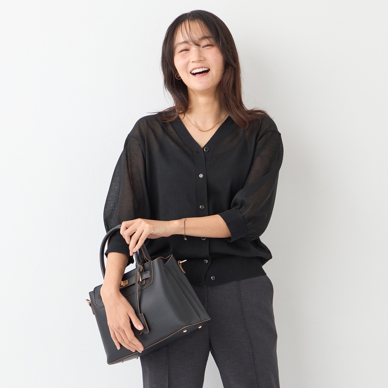 ORIHICA美ラクるニットCOMFY シアーラメVネックカーディガン