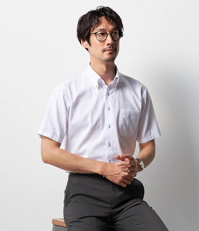 スーパークールノンアイロンコットンシャツの着用写真